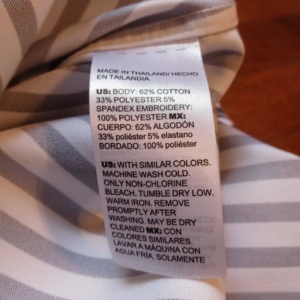 CHICO'S no iron stretch 3/4 sleeve stripe shirt (0/US4) - Picture 12 of 16